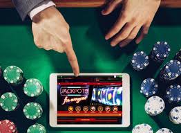 Jonli efirda dilerlar bilan ruletka va blackjack o'ynashning afzalliklari Jonli efirda dilerlar bilan ruletka va blackjack o'ynashning afzalliklari